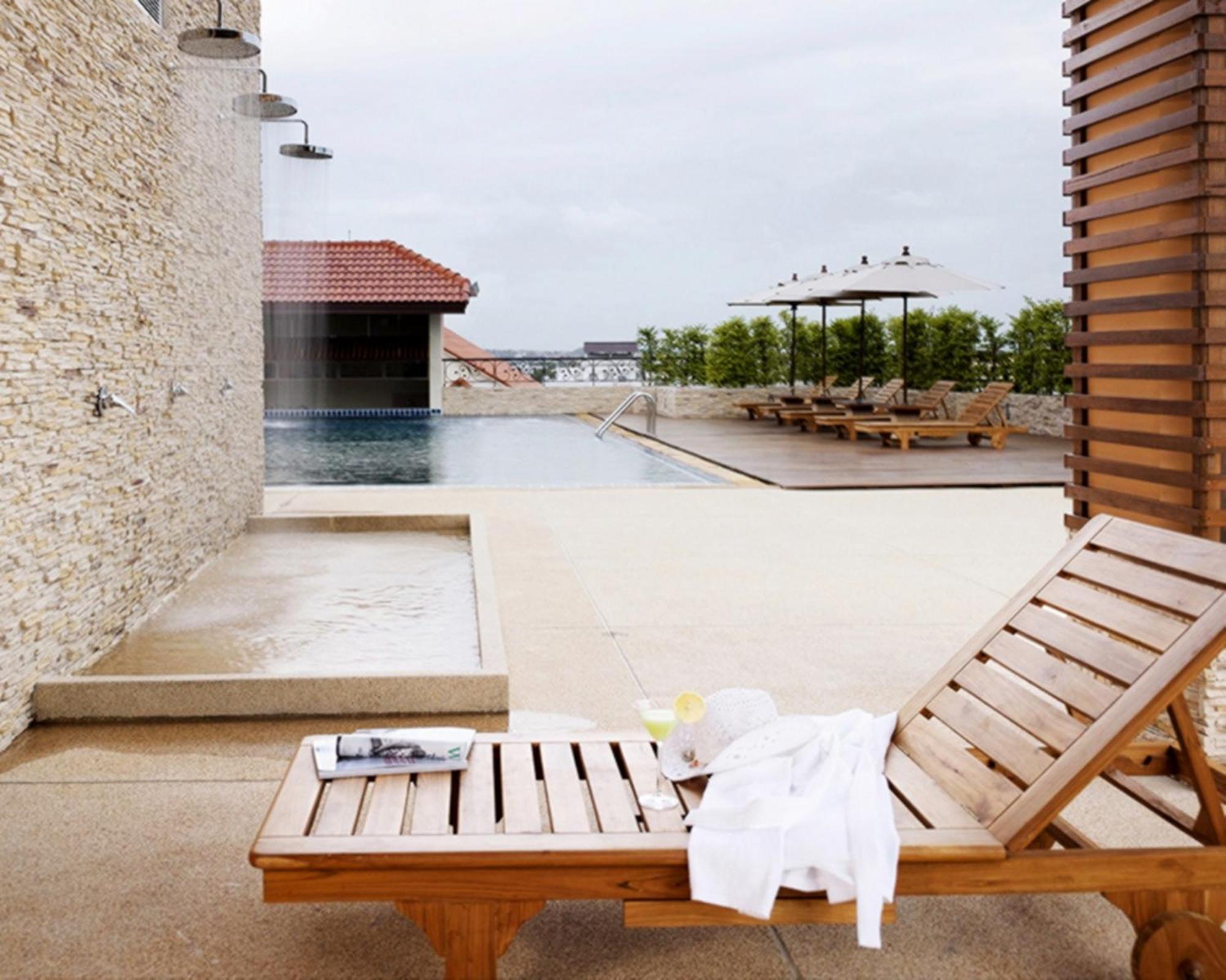 Intimate Hotel Pattaya - Sha Extra Plus Exterior foto