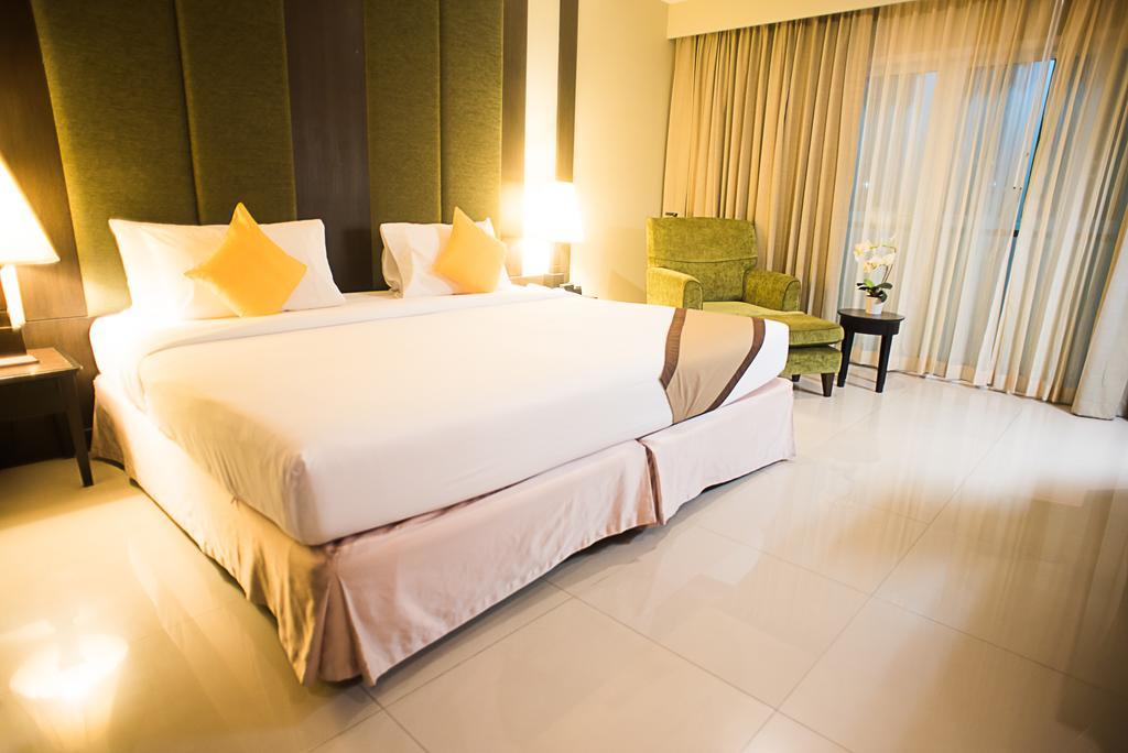 Intimate Hotel Pattaya - Sha Extra Plus Exterior foto